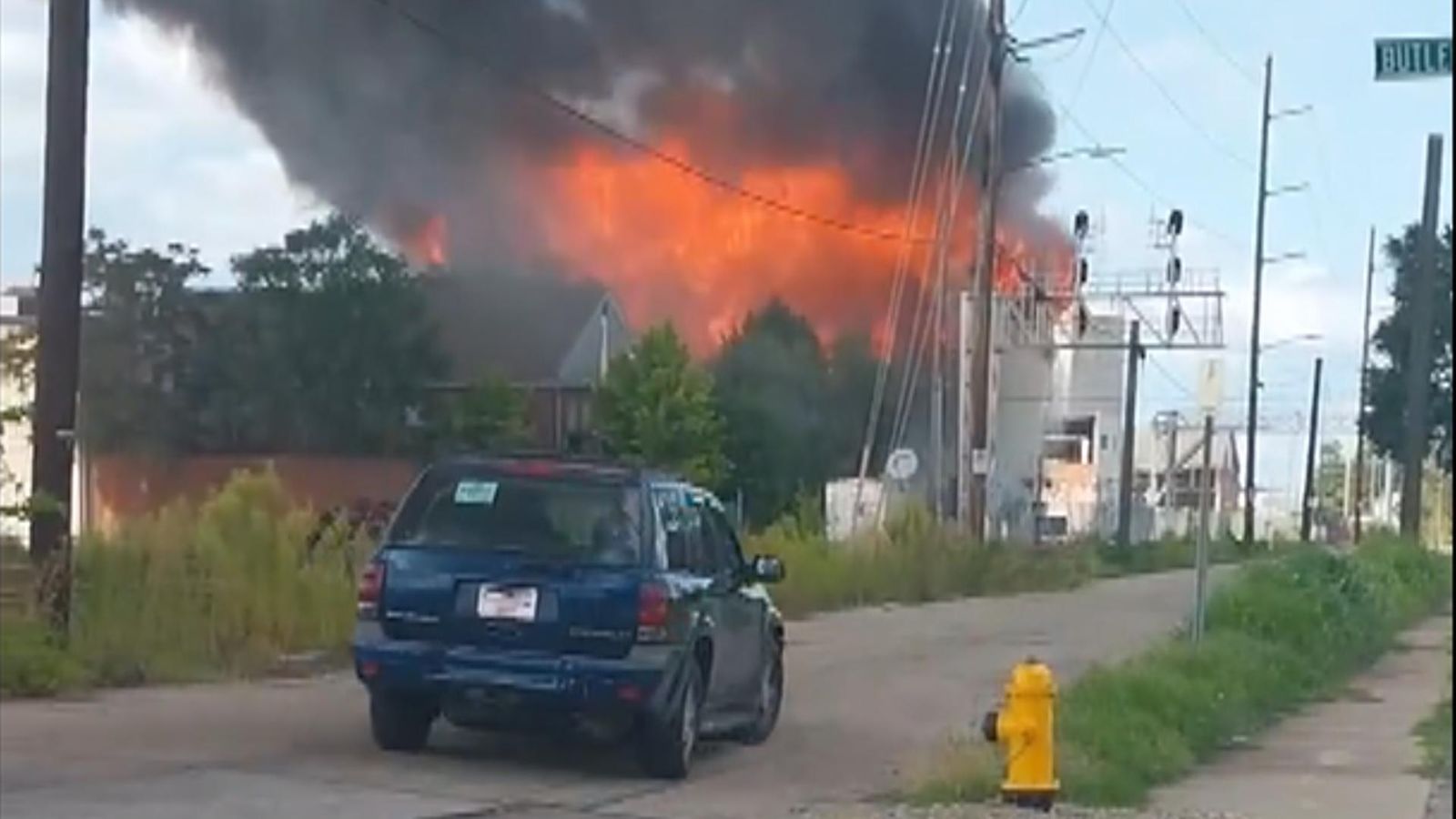 Abandoned former paper mill goes up in flames in Ohio | US News | Sky News