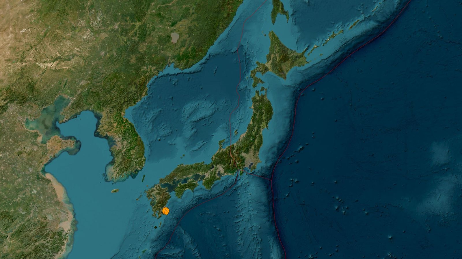 Japan issues first ever 'megaquake' warning after magnitude 7.1 tremor ...