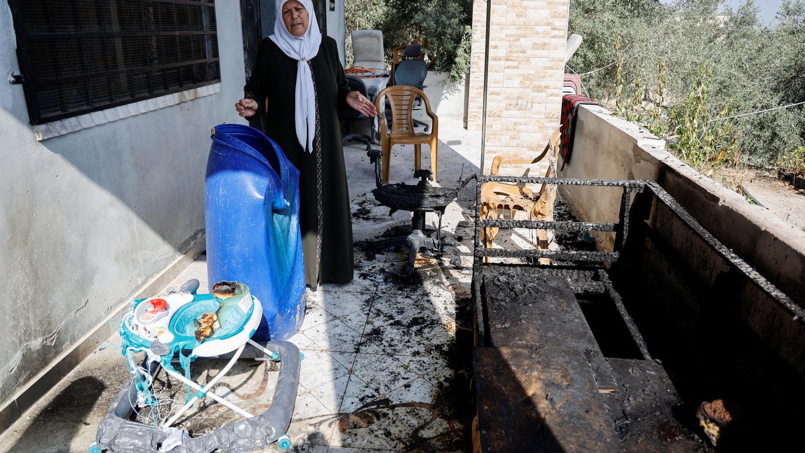 Village set ablaze in West Bank - as Israeli settlers torch homes with ...