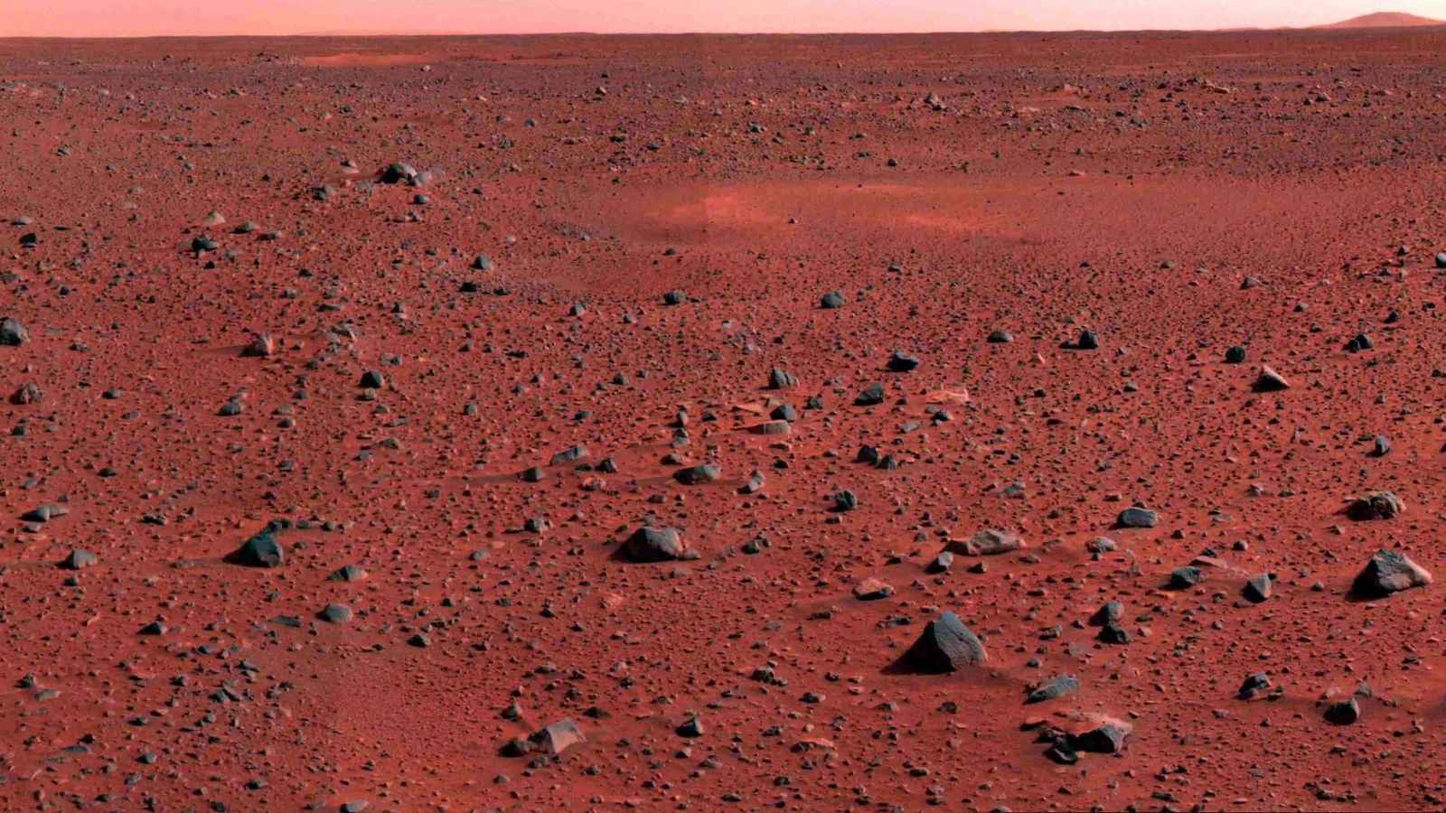 Blasting ‘glitter’ into Mars’ atmosphere could make it more habitable, say scientists | Science & Tech News