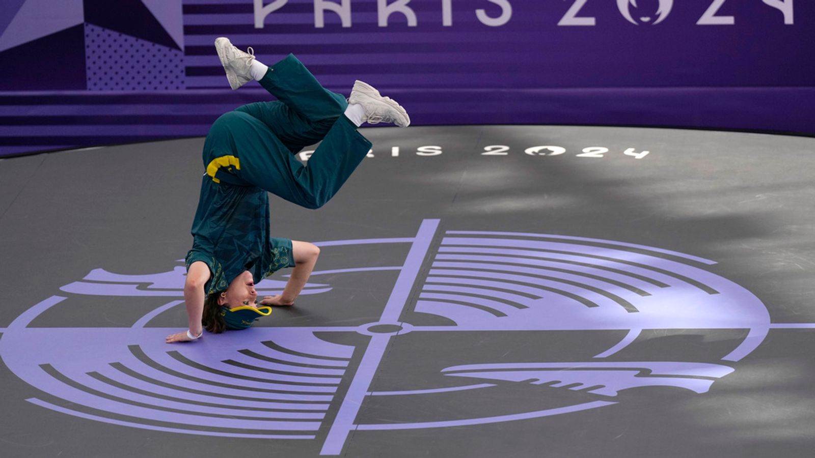 Raygun: Australian Professor’s Breakdancing Routine Goes Viral As She ...