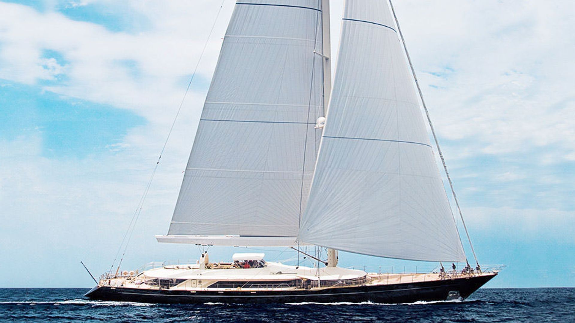 Crew of capsized Bayesian superyacht unaware of its 'vulnerabilities', says report