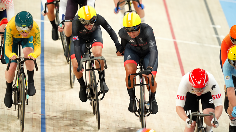 Elinor Barker and Neah Evans during the Women's Madison Final. Pic: PA