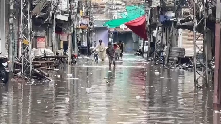 Flash floods hit Pakistan as heavy rainfall continues | World News ...