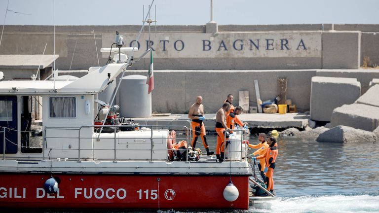 Rescue personnel transport what is believed to be the body of Hannah Lynch, daughter of British tech entrepreneur Mike Lynch, at the scene where a luxury yacht sank, off the coast of Porticello, near the Sicilian city of Palermo, Italy, August 23, 2024. REUTERS/Louiza Vradi