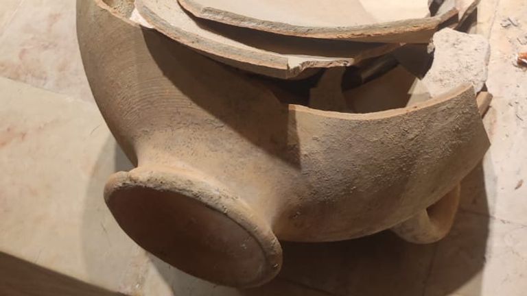 A 5-year-old boy accidentally broke a 3,500-year-old jug in the Hecht Museum at the University of Haifa. credit: Hecht Museum