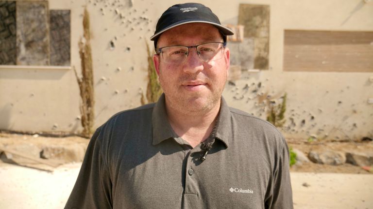 Eyal Dror is one of the few dozen remaining in Dafna