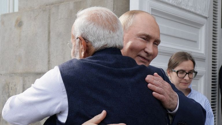 FILE PHOTO: FILE PHOTO: FILE PHOTO: Russia's President Vladimir Putin bids farewell to India's Prime Minister Narendra Modi following their meeting at the Kremlin in Moscow, Russia July 9, 2024. Sputnik/Gavriil Grigorov/Pool via REUTERS ATTENTION EDITORS - THIS IMAGE WAS PROVIDED BY A THIRD PARTY./File Photo/File Photo/File Photo