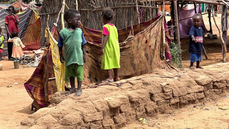 Displaced Sudanese children stand at Zamzam camp, in North Darfur, Sudan, August 1, 2024. REUTERS/Mohamed Jamal Jebrel