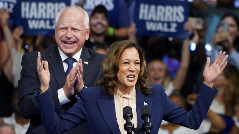 U.S. Vice President and Democratic presidential candidate Kamala Harris and her newly chosen vice presidential running mate Minnesota Governor Tim Walz hold a campaign rally in Philadelphia, Pennsylvania, U.S., August 6, 2024. REUTERS/Kevin Lamarque
