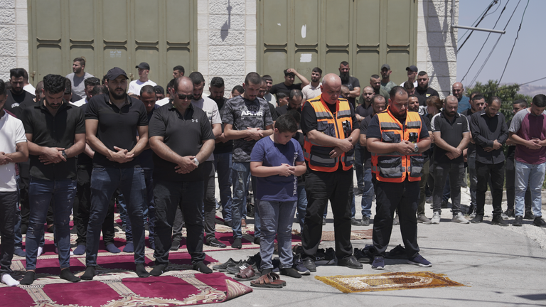 Friday prayers before the funeral procession.