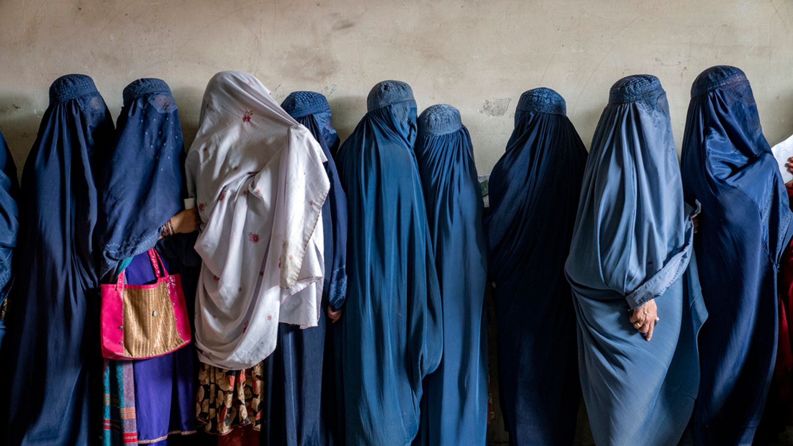 Taliban Enforces New Restrictions on Afghan Women