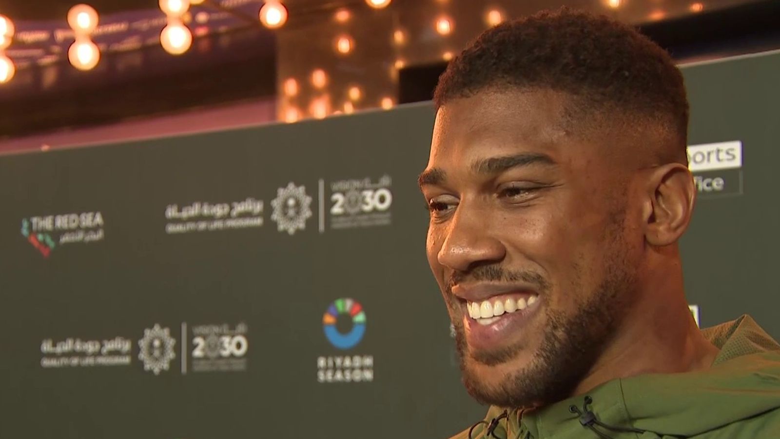 Anthony Joshua, Daniel Dubois Prepare for Heavyweight Clash