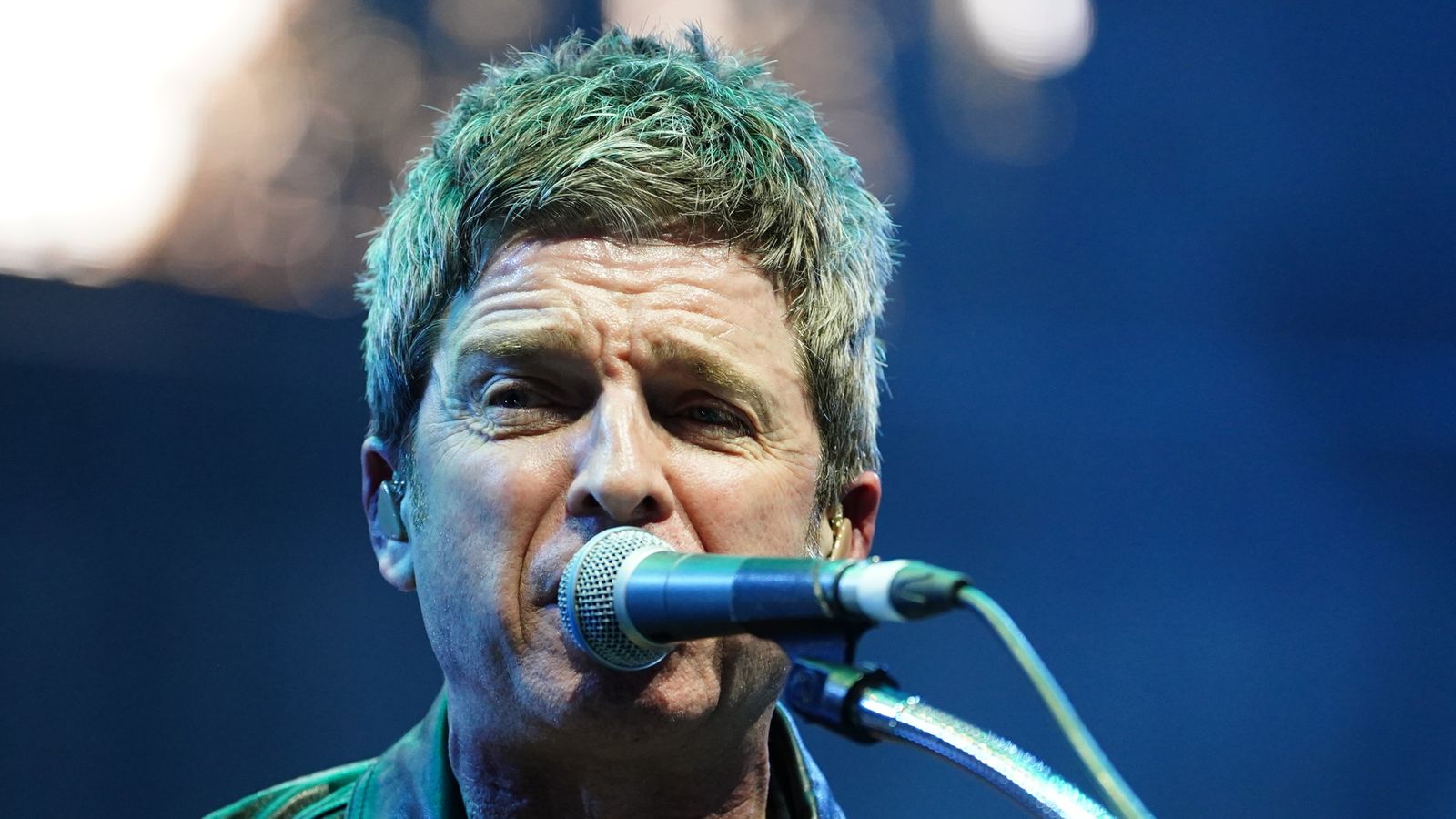 'Grumpy' Noel Gallagher to feature in portrait gallery