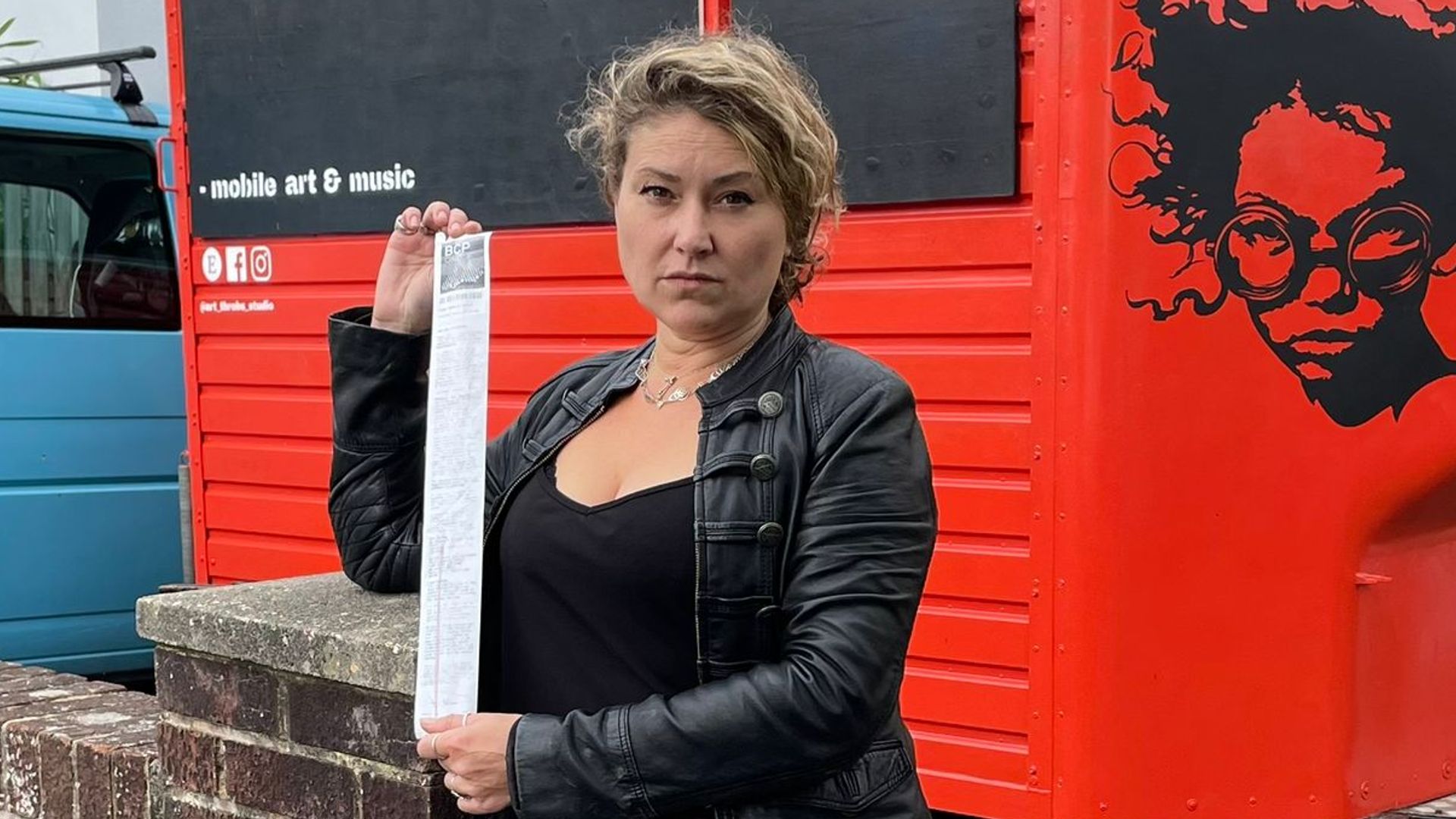 Woman filmed and fined £500 after leaving IKEA cabinet outside home for passers-by to take