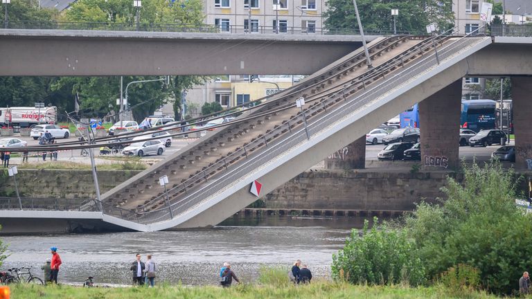 Pic: Robert Michael/picture-alliance/dpa/AP
11 September 2024, Saxony, Dresden: Parts of the Carola Bridge over the Elbe have collapsed. Photo by: Robert Michael/picture-alliance/dpa/AP Images