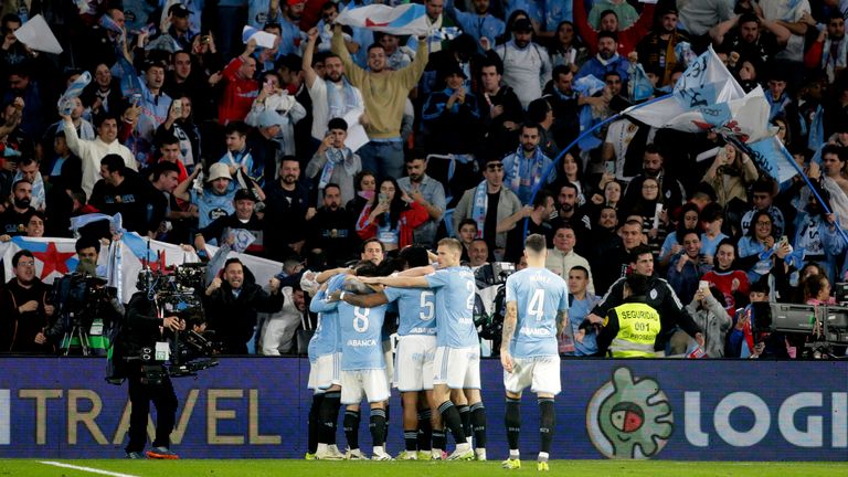 Soccer Football - LaLiga - Celta Vigo v FC Barcelona - Estadio de Balaidos, Vigo, Spain - February 17, 2024 Celta Vigo's Iago Aspas celebrates scoring their first goal with teammates REUTERS/Miguel Vidal