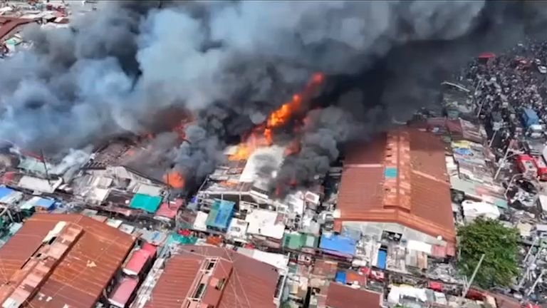 A large fire broke out in Manila, Philippines.