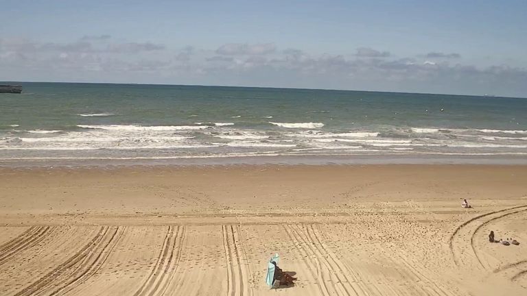 A migrant boat which has capsized in the English Channel is thought to have launched from an area near La Plage du Portel.