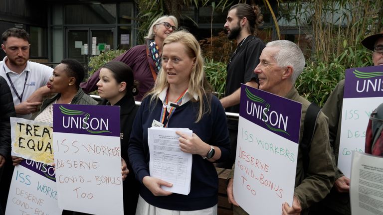 UNISON protests for COVID bonuses outside of NHS Homerton Hospital