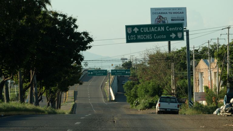 Verlaten straten in Culiacan, een stad geteisterd door bendeoorlogen. Foto: Sky News