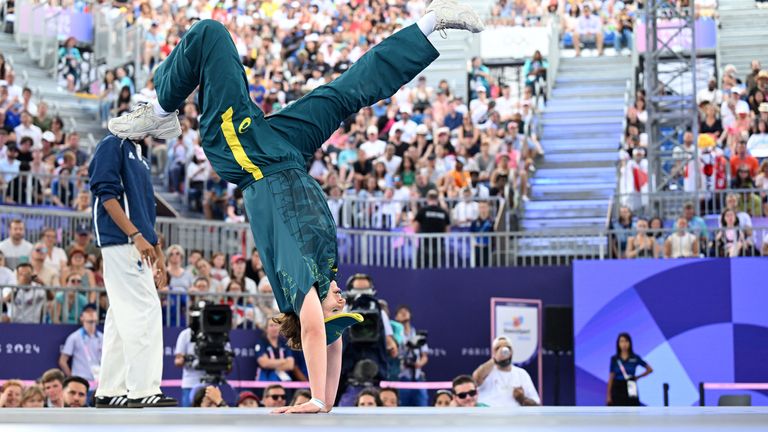 Rachael Gunn.
Paris 2024 Olympics - Breaking - B-Girls Round Robin - La Concorde 1, Paris, France - August 09, 2024. Raygun of Australia in action. REUTERS/Angelika Warmuth