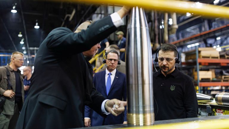 Volodymyr Zelenskyy en la planta de Scranton. Foto: Reuters