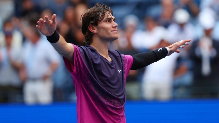 Jack Draper celebrates his quarterfinal victory at the US Open. Image: Reuters