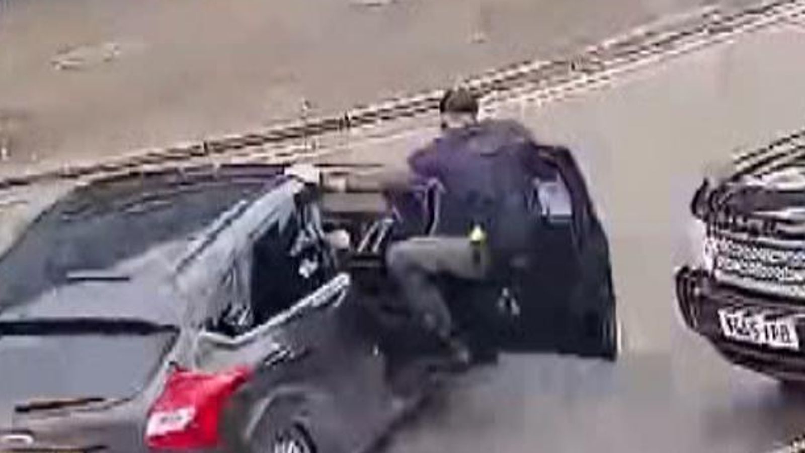 CCTV Officer clings to moving car as it drives off at up to 60mph UK