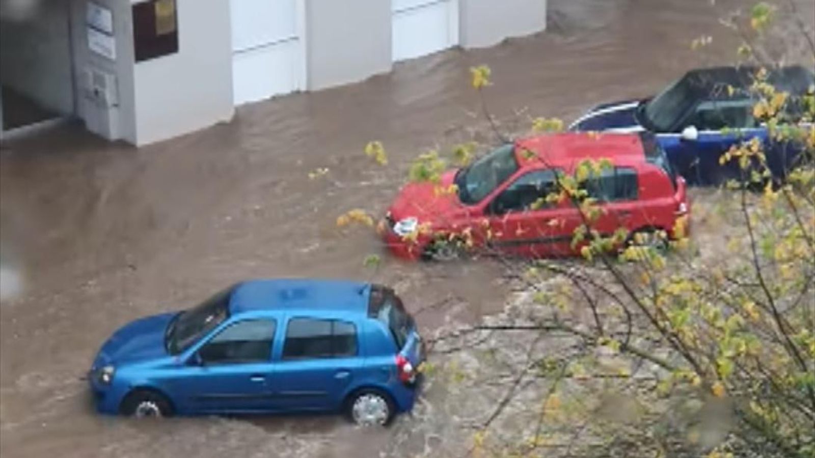 Major floods hit France after heavy rains | World News | Sky News