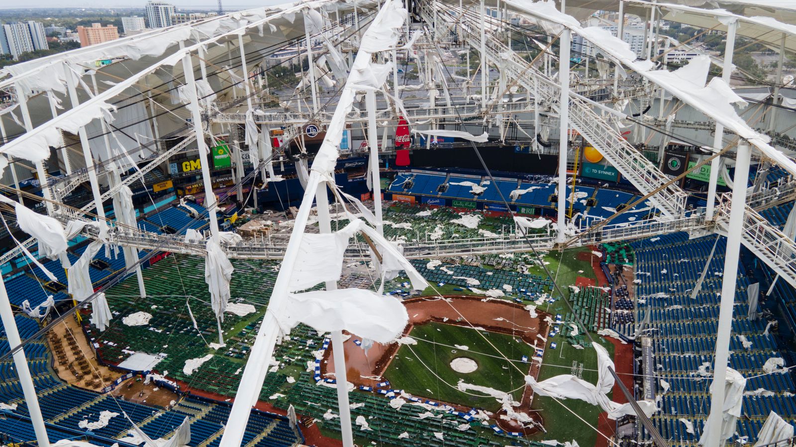 Hurricane Milton latest 10 killed by storm as authorities warn of