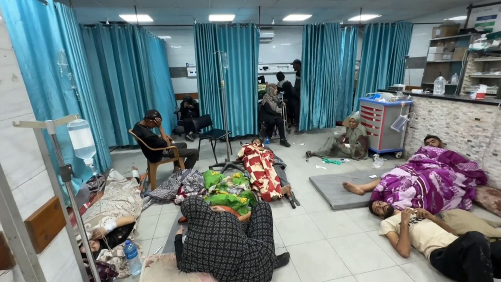 Patients dazed and numb as Israeli raid leaves Gaza hospital in 'catastrophic' state