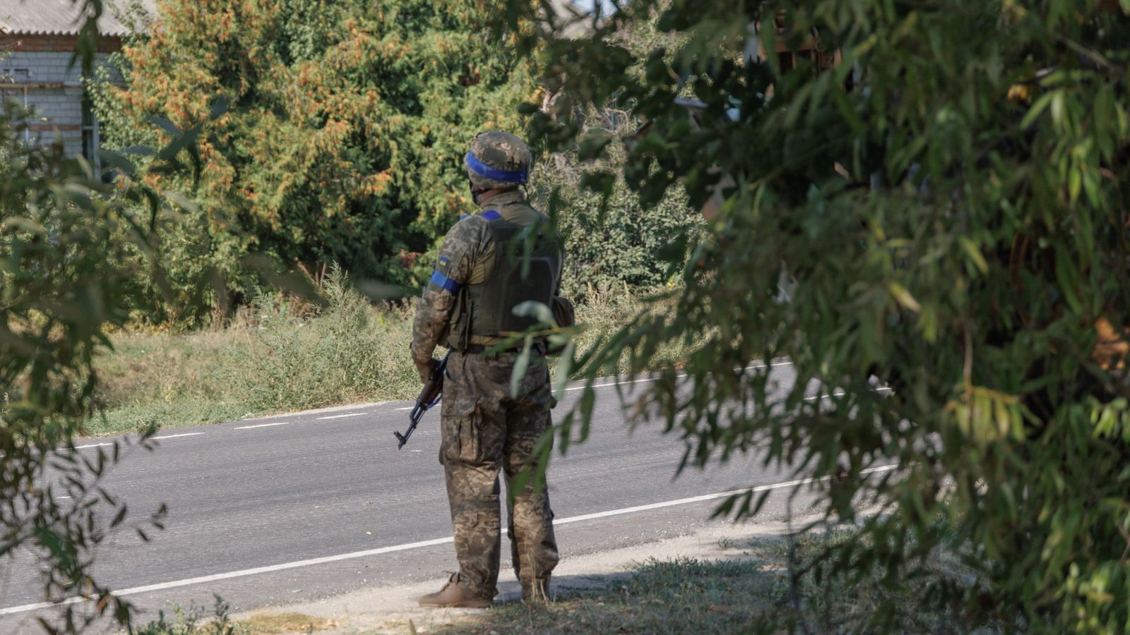 Ukraine claims Russia killed nine drone operators after they had surrendered | World News