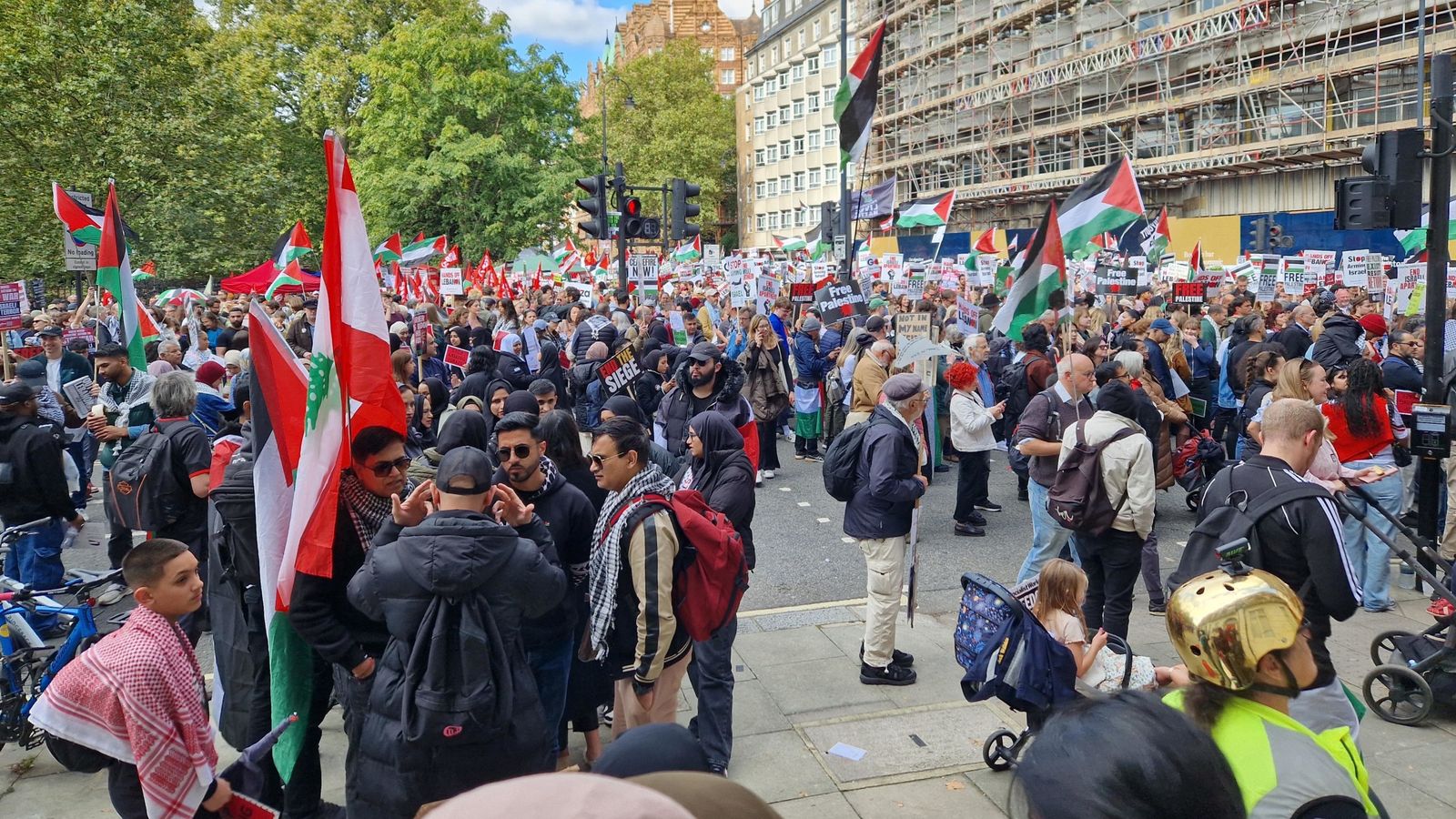 Met Police arrest 15 protesters during demonstrations over Middle East conflict