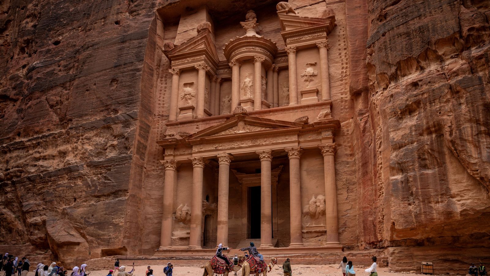 Secret tomb containing remains of 12 skeletons discovered at Petra site in Jordan