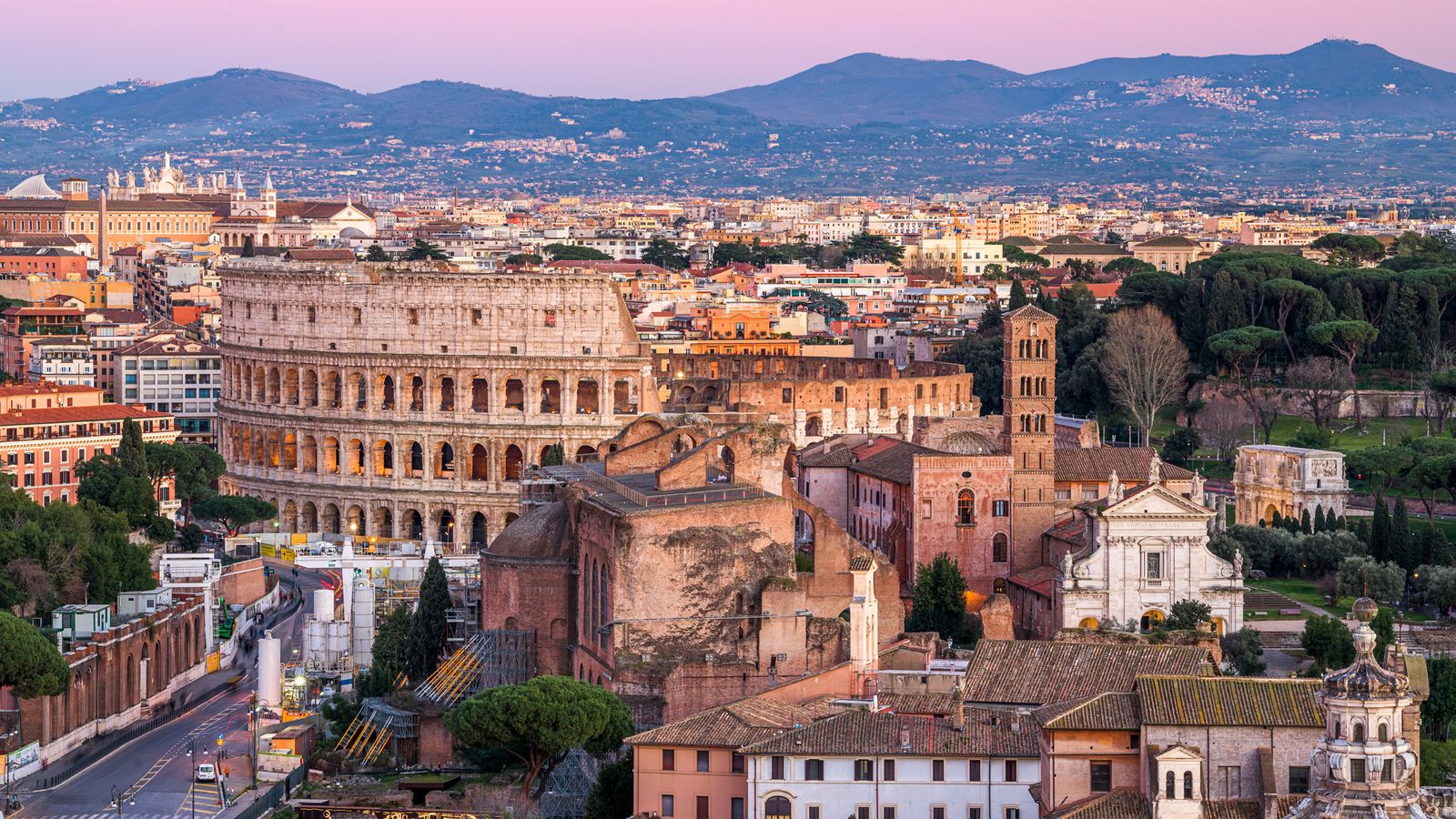 British girl dies in Rome after ‘allergic reaction to peanuts’