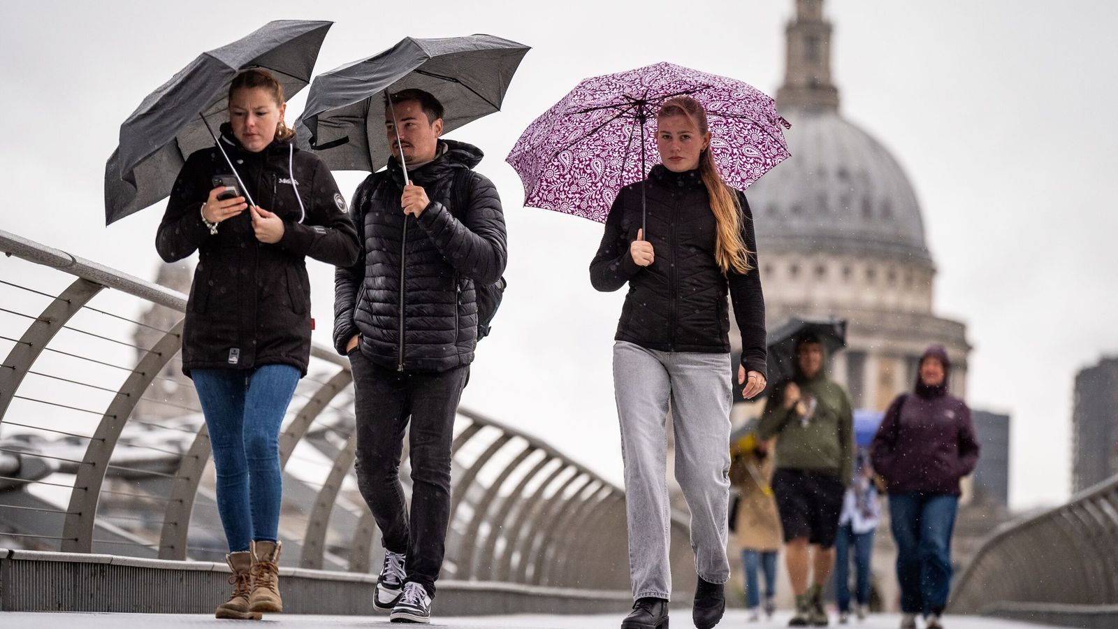 UK weather: Hurricane Kirk to bring damaging winds and rain next week after mild weekend | uk news