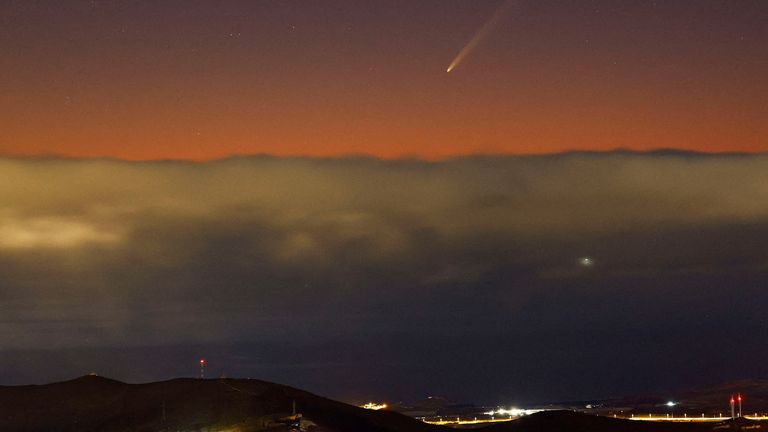 A view of comet C/2023 A3 (Tsuchinshan-ATLAS), known as the Comet of the Century, photographed before dawn from Temisas on the island of Gran Canaria, Spain, September 28, 2024. REUTERS/Borja Suarez