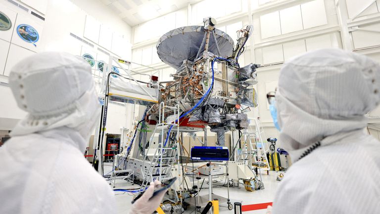 FILE PHOTO: The Europa Clipper spacecraft, which main science goal is to determine whether there are places below the surface of Jupiter's icy moon, Europa, that could support life, is seen being built and tested at Jet Propulsion Laboratory during a media tour, in Pasadena, California, U.S. April 11, 2024. REUTERS/David Swanson/File Photo