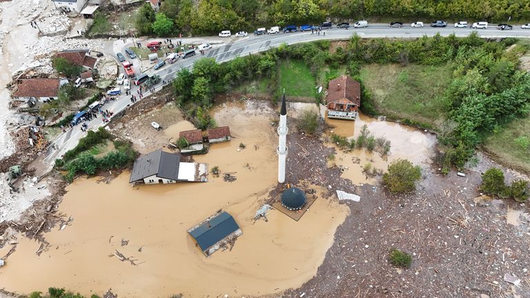 A drone view shows a flooded residential area and mosque in Donja Jablanica, Bosnia and Herzegovina, October 4, 2024.REUTERS/Amel Emric
