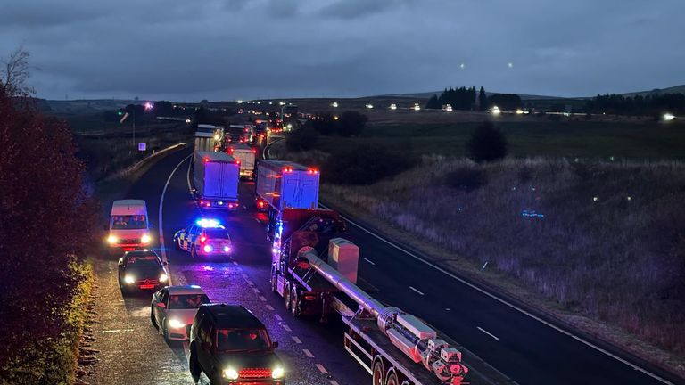 Do śmiertelnego wypadku, w którym zginęło pięć osób, doszło na autostradzie M6. Zdjęcie: Aktualizacje pogody w North Yorkshire