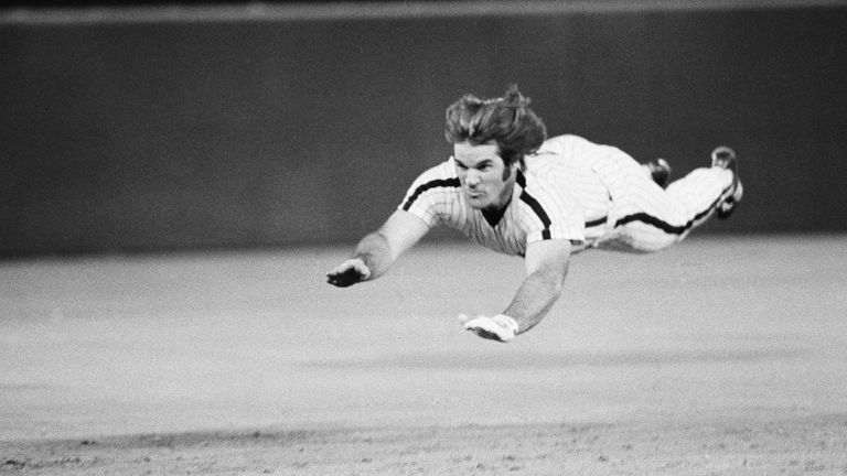 Pete Rose steals third base while playing for the Philadelphia Phillies against the New York Mets, June 3, 1981, Image: AP