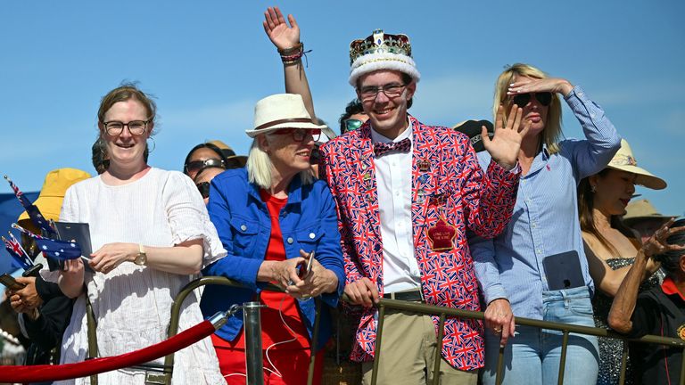 Crowds gather outside the Sydney Opera House awaiting the arrival of King Charles III and Queen Camilla, on day three of the royal visit to Australia and Samoa. Picture date: Tuesday October 22, 2024.