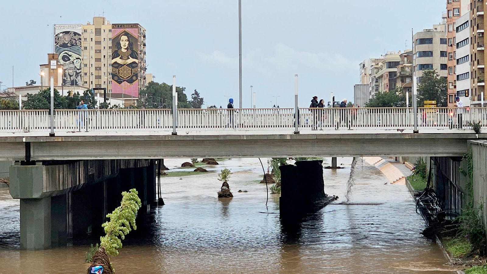 Spain flooding: New weather warnings issued - as country counts flooding cost