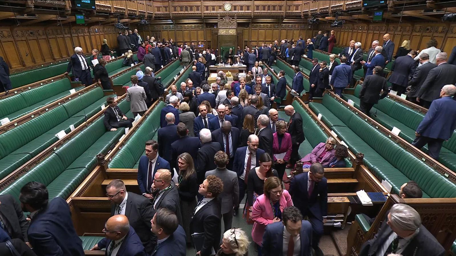 assisted-dying-mps-including-keir-starmer-vote-in-favour-of-the-bill