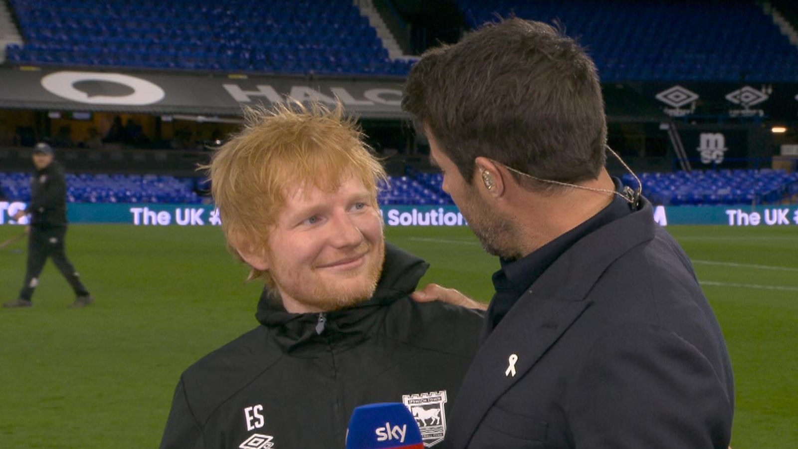 Ed Sheeran apologises to Manchester United manager Ruben Amorim after interrupting Sky interview