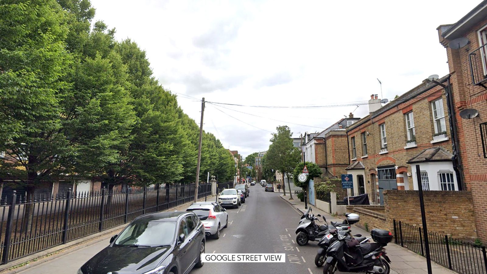 Ladbroke Grove shooting: Manhunt after girl, 8, and man seriously injured in west London