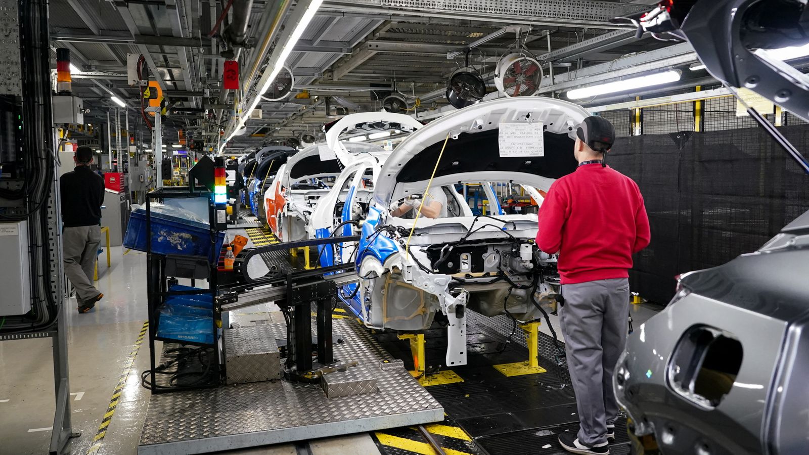 Latest sign of struggling industry as car production falls for eighth month in a row - SMMT