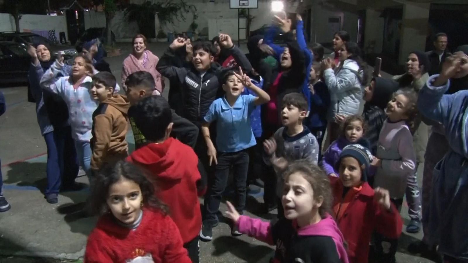Displaced people celebrate in Lebanon after ceasefire with Israel ...