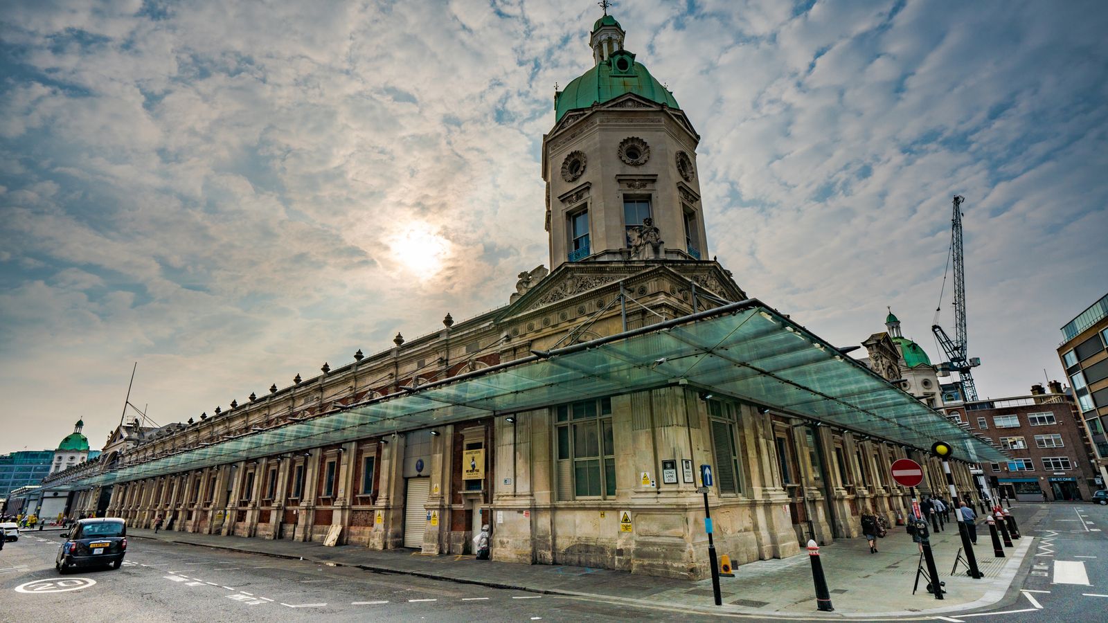 Smithfield: Historic meat market to close after more than 800 years trading in London | UK News